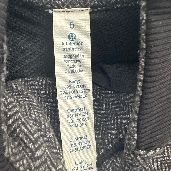 Lululemon Base Runner 1/2 Zip Heathered Herringbone Heathered Black Black Size 6 - Picture 13 of 16